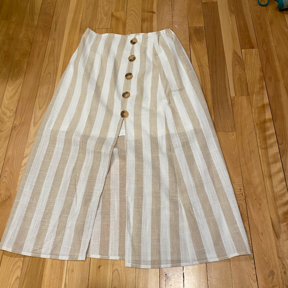 Striped skirt